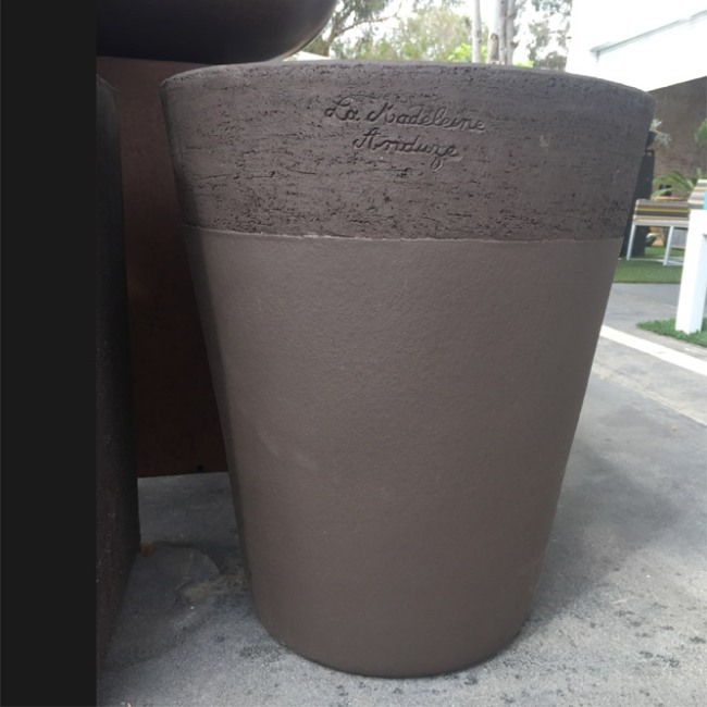 Large Contemporary French Pot With Natural Matt Smoky Dark Brown Textured Finish On Collar And Smooth Skirt - Mazagran Terre Noire With Collar from Anduze France