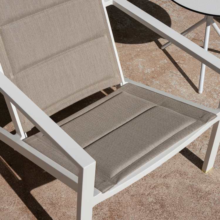 Commercial Pool Furniture Melbourne Victoria - Premium Customisable Sling Textiles With Padding For Extra Comfort